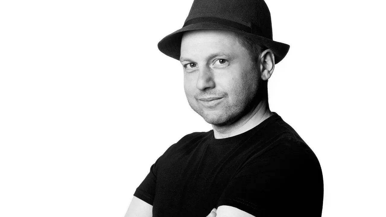 Bennett Arron