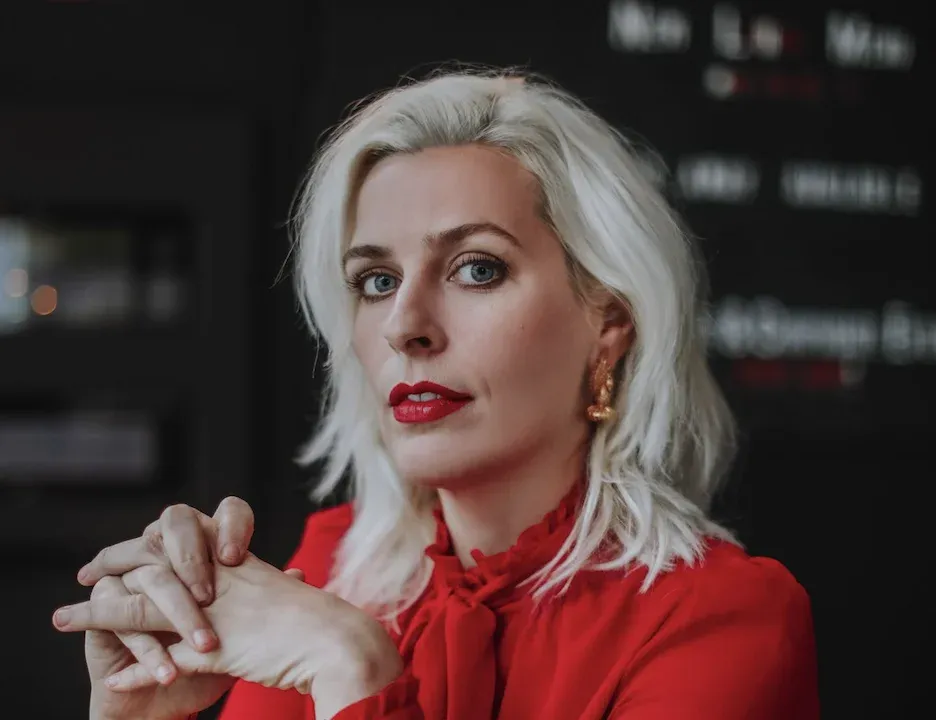 Sara Pascoe